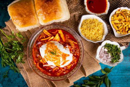 Dahi Missal White Pav-Jain